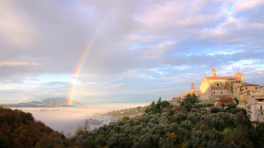 B&B Colle Perrini Country House Casperia ภายนอก รูปภาพ