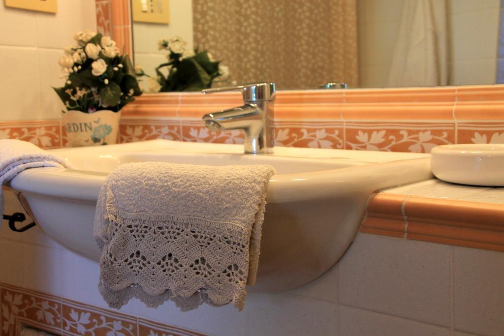 B&B Colle Perrini Country House Casperia ภายนอก รูปภาพ